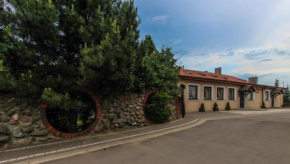 Zajazd Różany, Łask